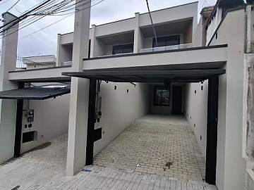 Sobrado 3 Su�tes e 2 vagas de garagem